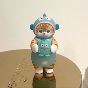 Mofusand cat X Sanrio Hangyodon blue fish Figurine